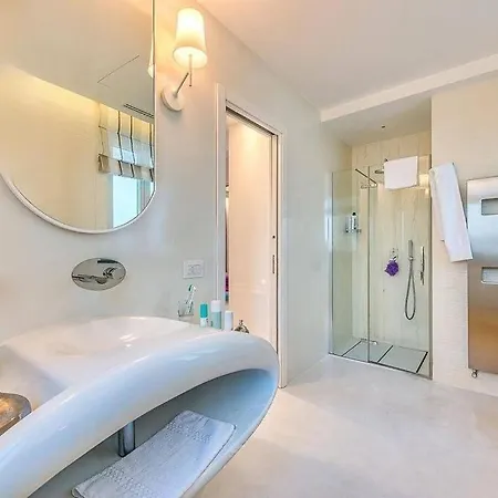 Splendido Situato In Posizione Privilegiata Con Vista Sul Mare 度假居